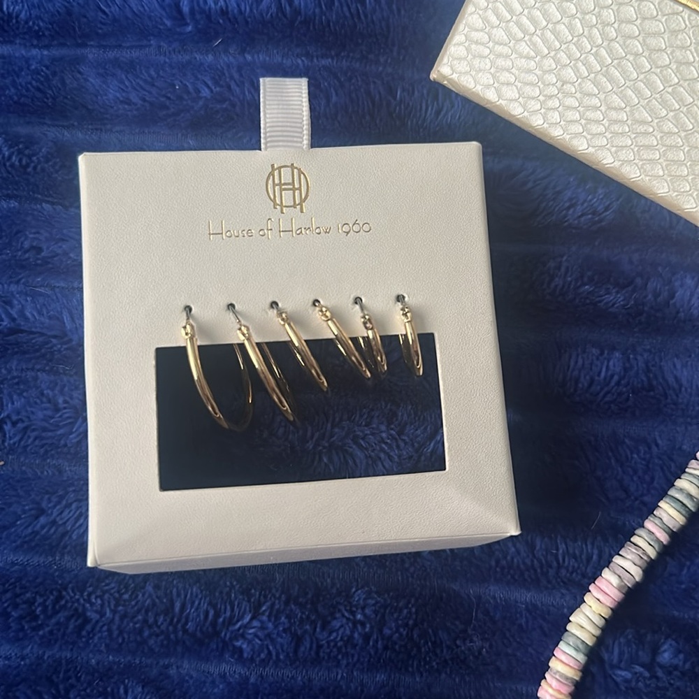 Misc. costume jewelry - Picture 2 of 3